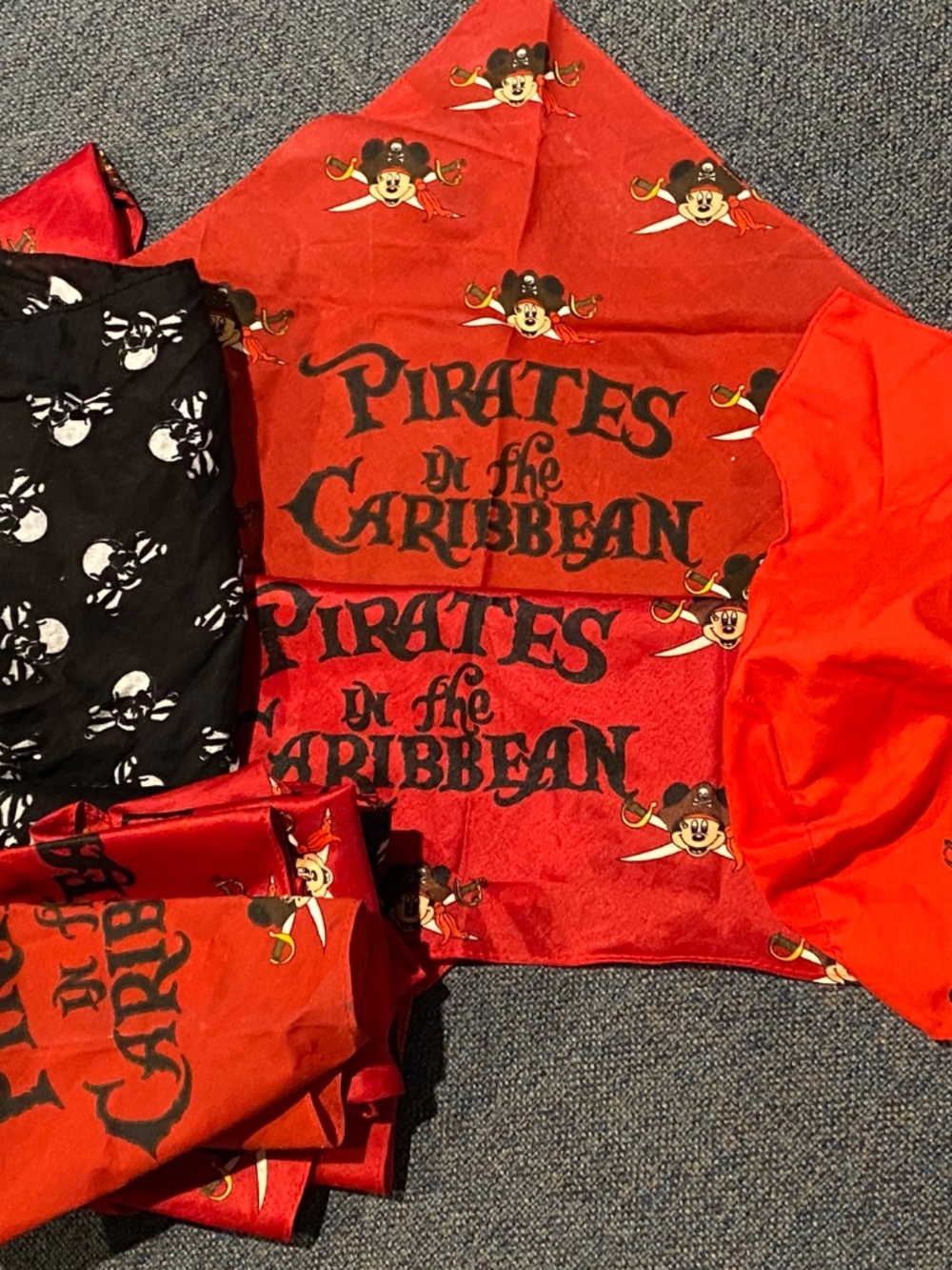🏴☠️DCL Backpack Booty of Disney Pirates of Caribbean Bandanas Mickey Mouse - Picture 5 of 13